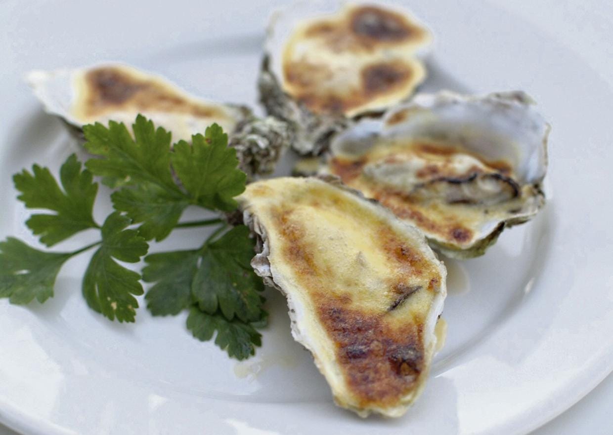 Oysters-with-Champagne-Sauce